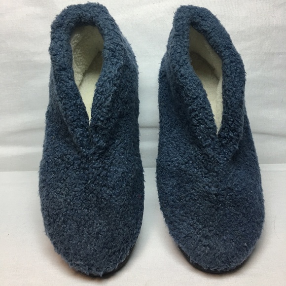 ACORN house shoes. - Picture 2 of 4